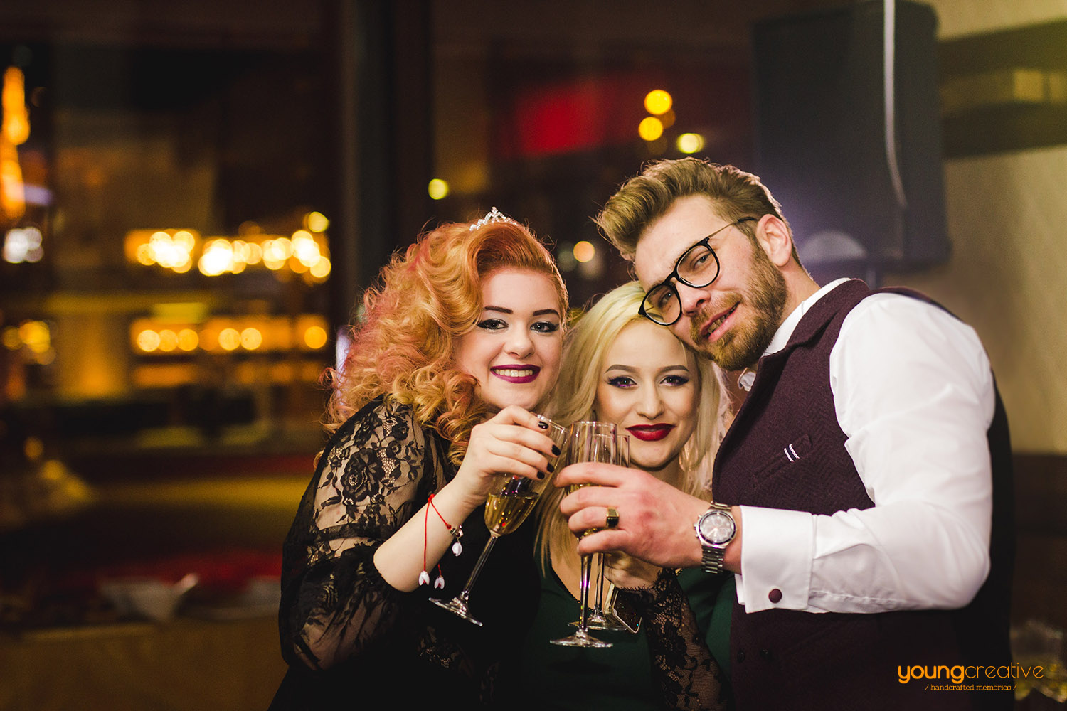 Majorat Gabi / Filipciuc Dan. Cristina Bejan. fotograf Iasi / youngcreative.info