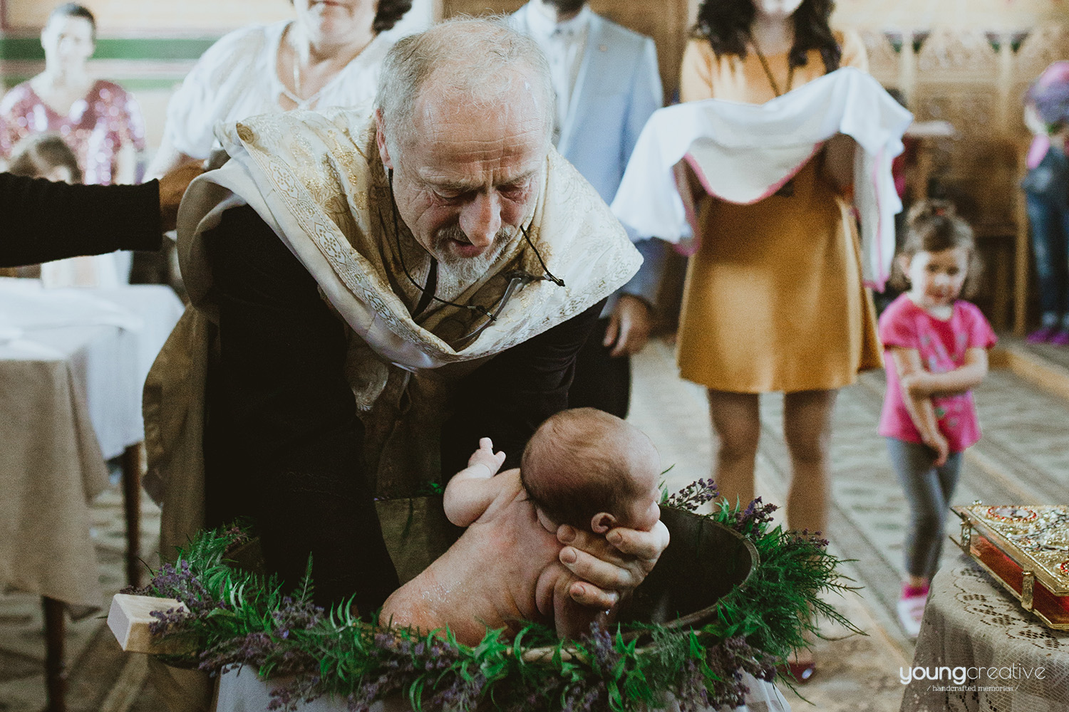 Botez Ilaria / Filipciuc Dan. Cristina Bejan. fotograf Falticeni / youngcreative.info media