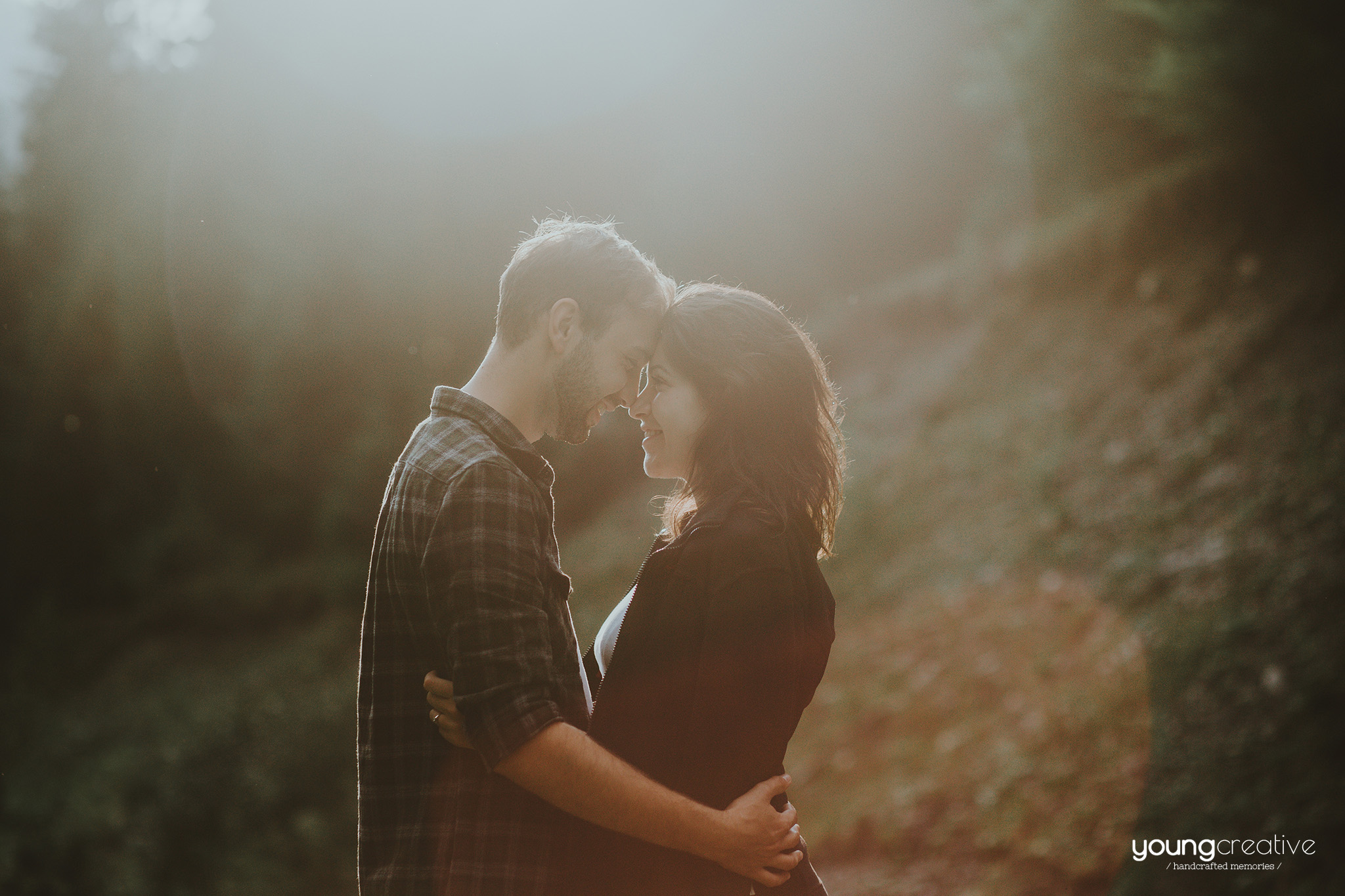 Andreea & Mihaita | youngcreative.info media © Dan Filipciuc, Cristina Bejan | save the date Iasi