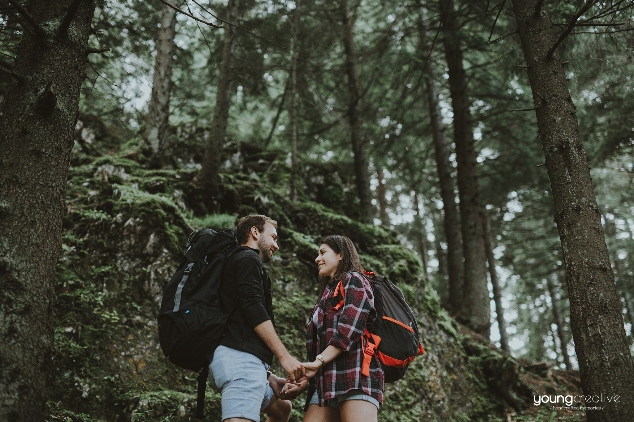 Andreea & Mihaita | youngcreative.info media © Dan Filipciuc, Cristina Bejan | save the date Iasi