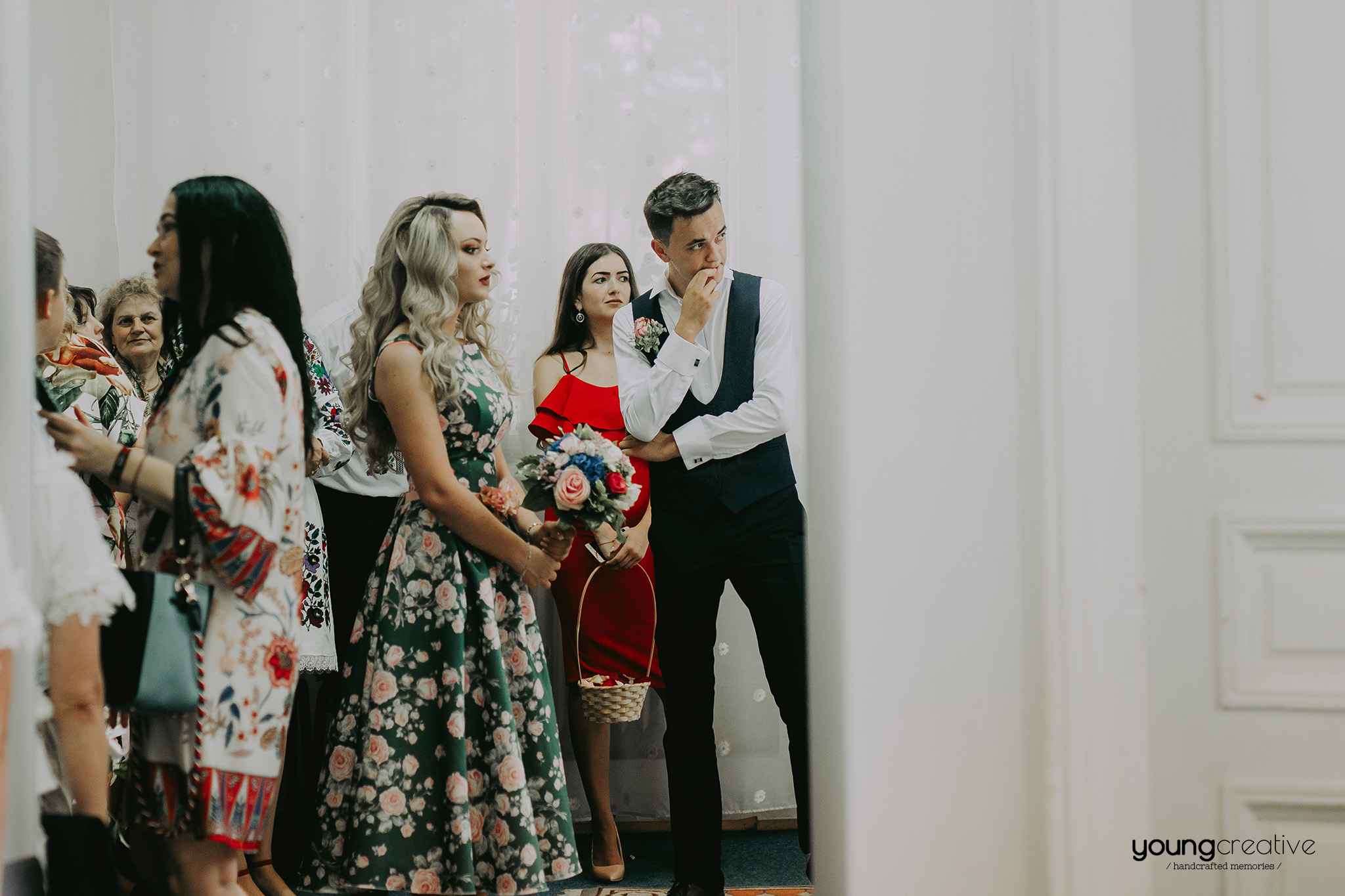 Larisa & Laurentiu | youngcreative.info media © Dan Filipciuc, Cristina Bejan | fotografie de nunta Iasi