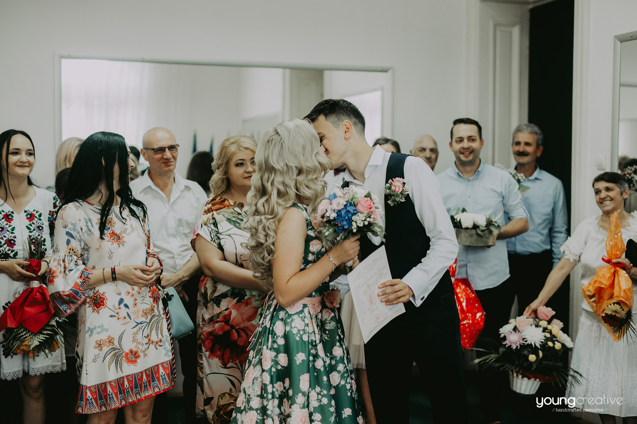 Larisa & Laurentiu | youngcreative.info media © Dan Filipciuc, Cristina Bejan | fotografie de nunta Iasi