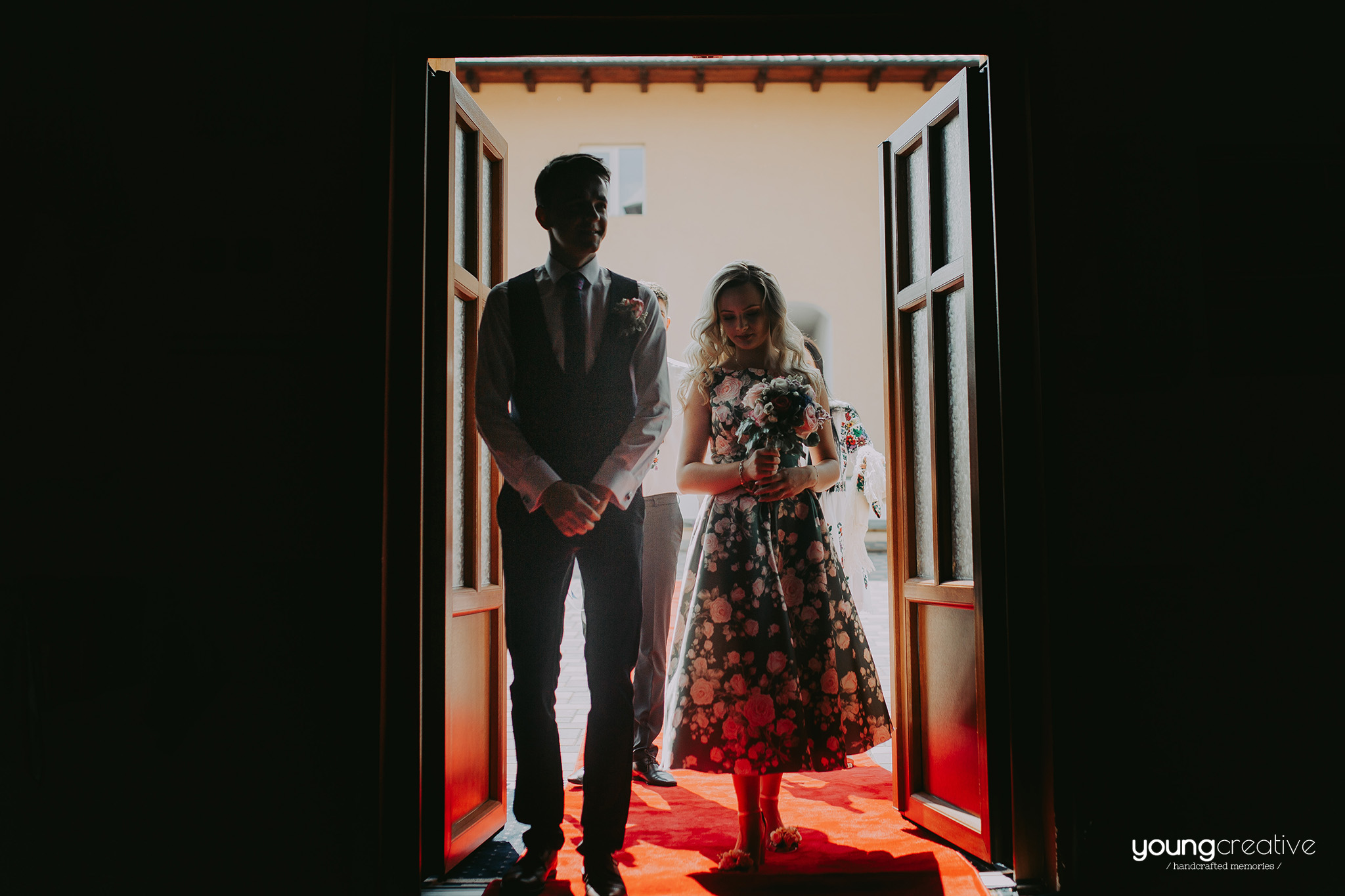 Larisa & Laurentiu | youngcreative.info media © Dan Filipciuc, Cristina Bejan | fotografie de nunta Iasi