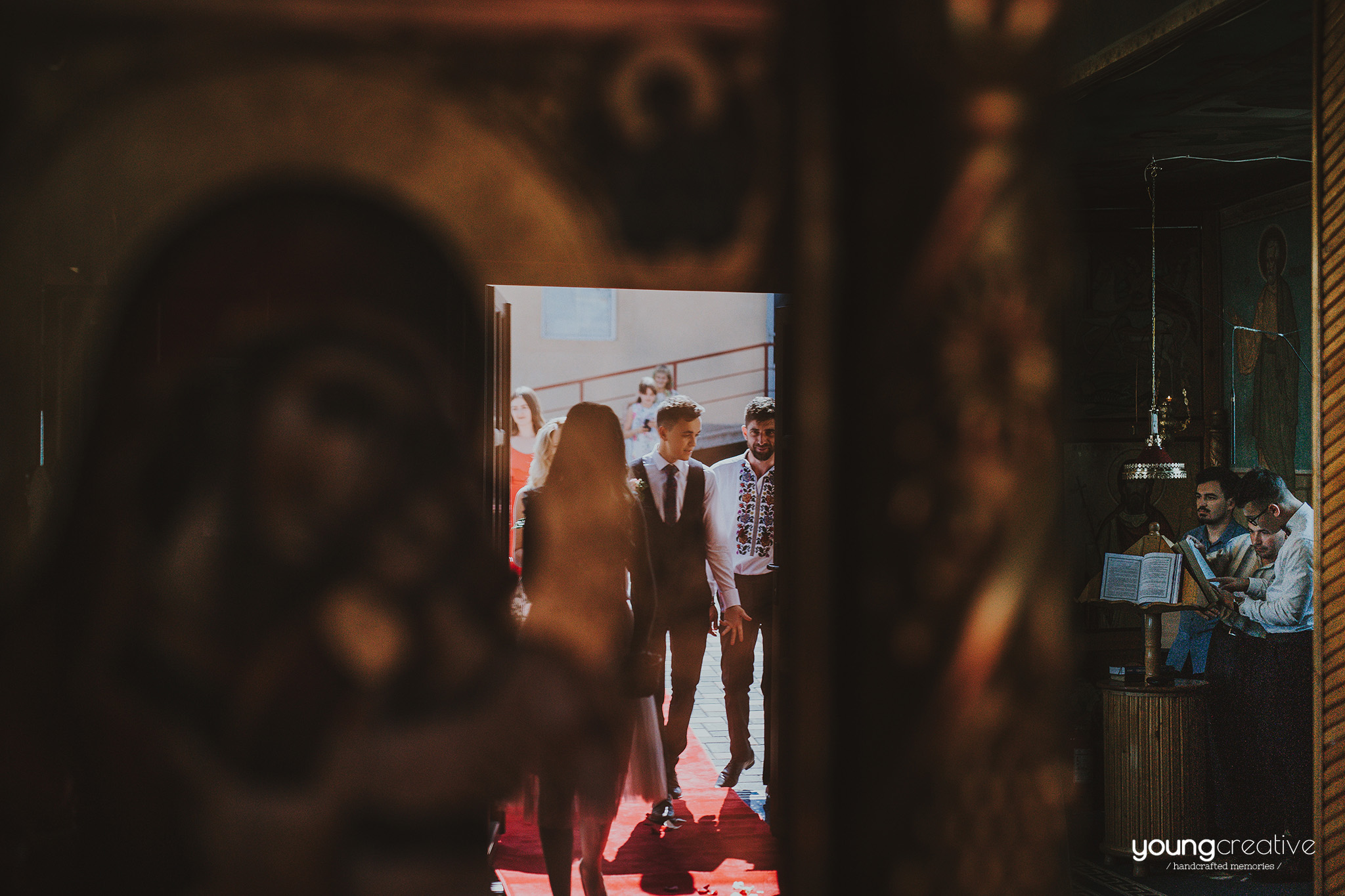 Larisa & Laurentiu | youngcreative.info media © Dan Filipciuc, Cristina Bejan | fotografie de nunta Iasi