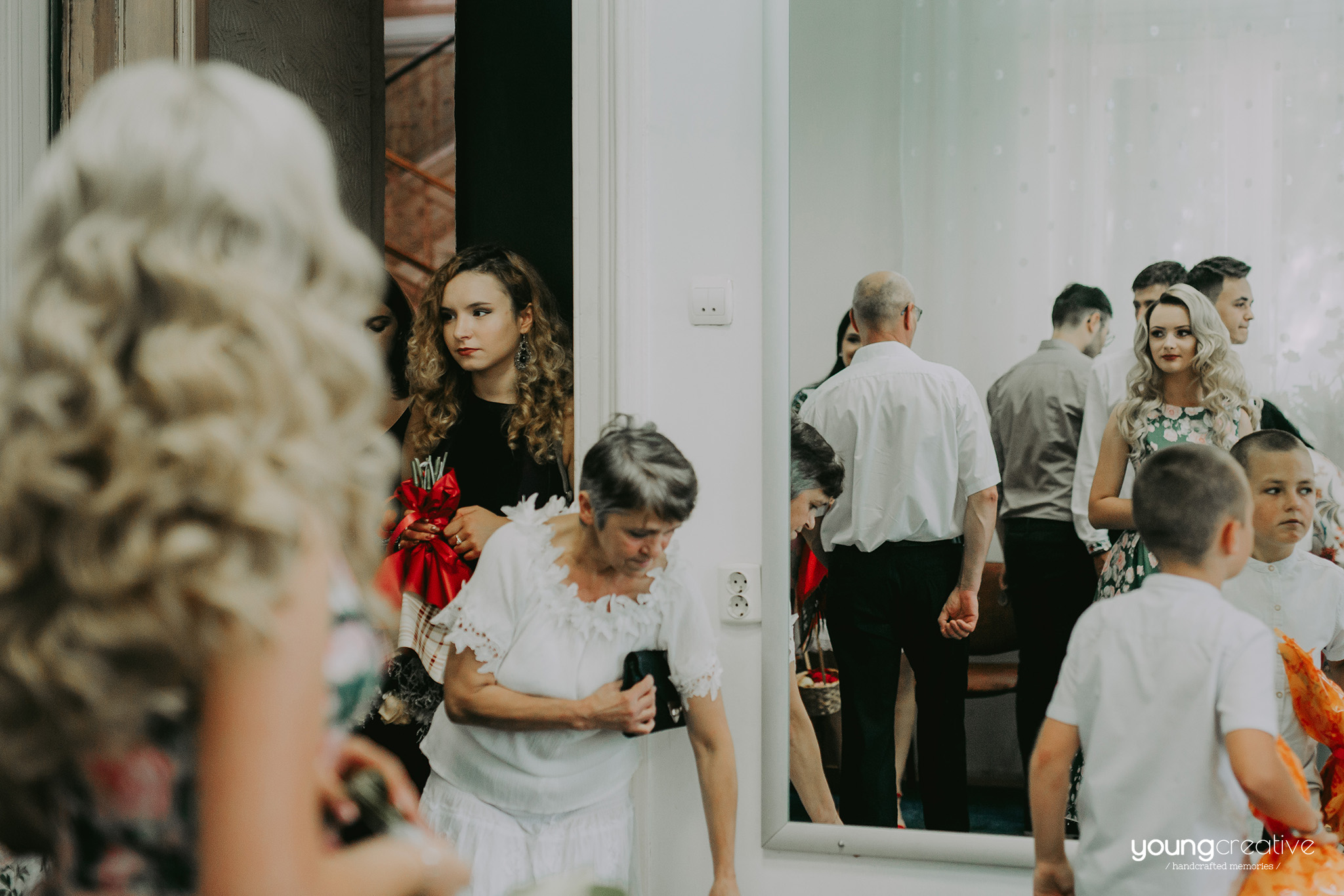 Larisa & Laurentiu | youngcreative.info media © Dan Filipciuc, Cristina Bejan | fotografie de nunta Iasi