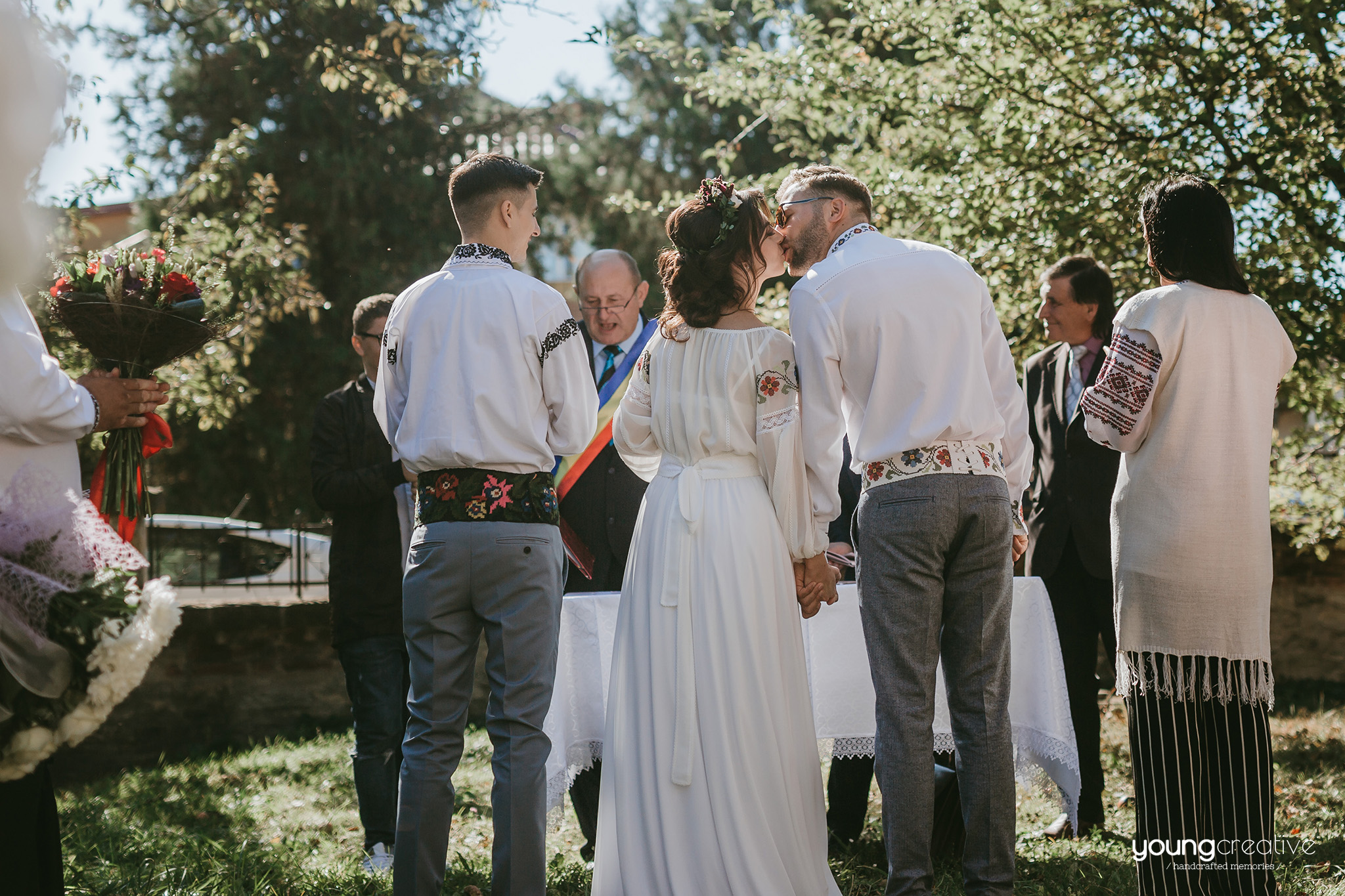 Luminita & Emanuel | youngcreative.info media © Dan Filipciuc, Cristina Bejan | fotografie nunta Suceava