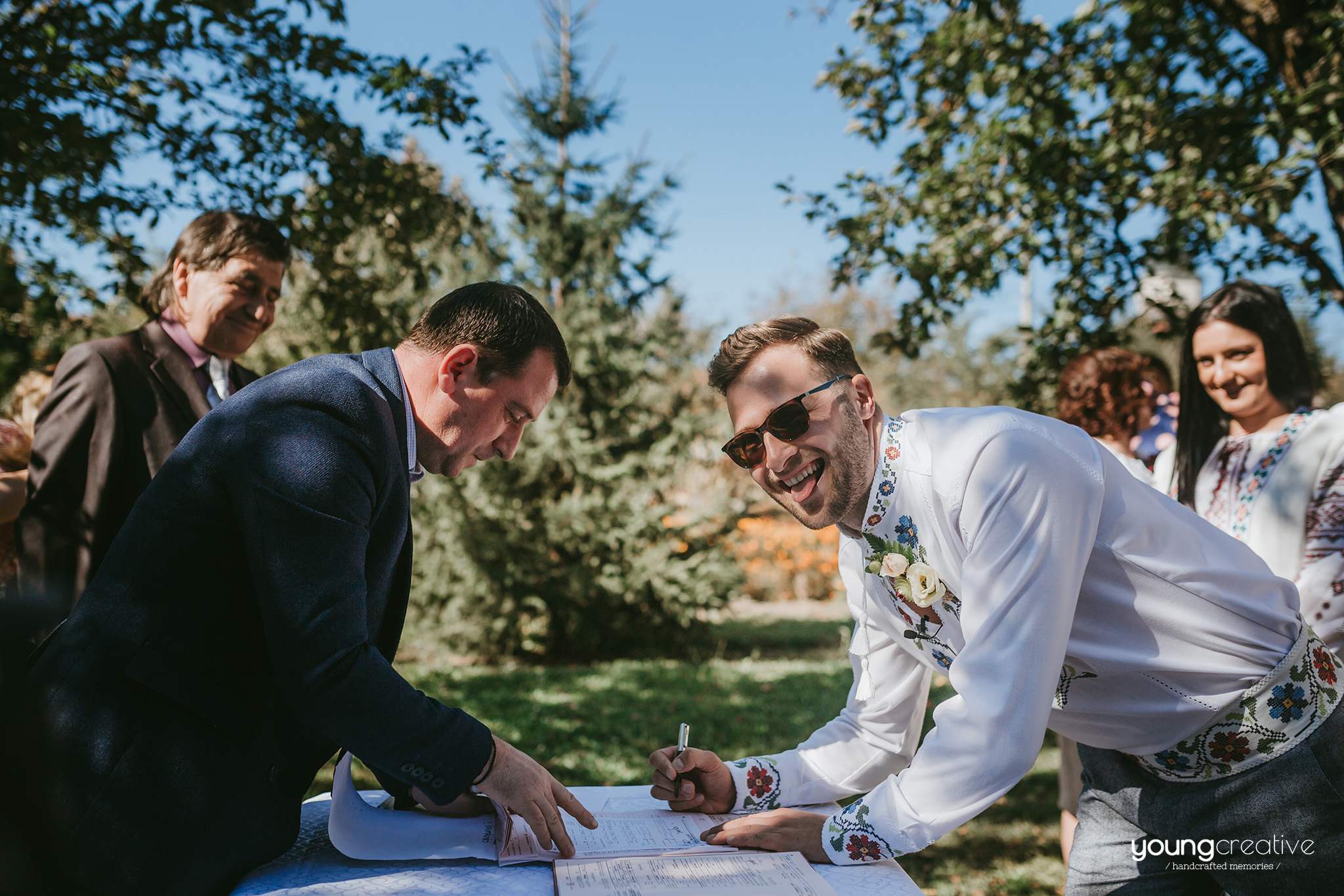 Luminita & Emanuel | youngcreative.info media © Dan Filipciuc, Cristina Bejan | fotografie nunta Suceava