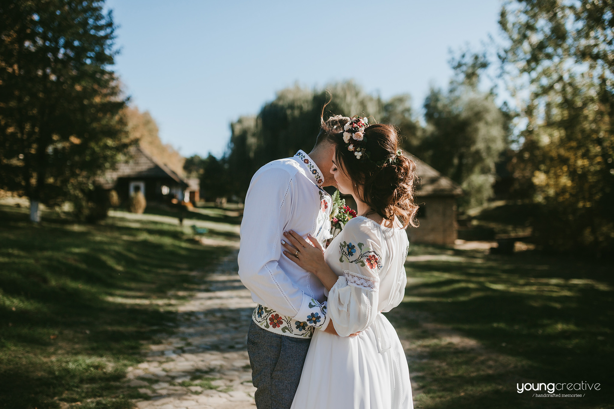 Luminita & Emanuel | youngcreative.info media © Dan Filipciuc, Cristina Bejan | fotografie nunta Suceava