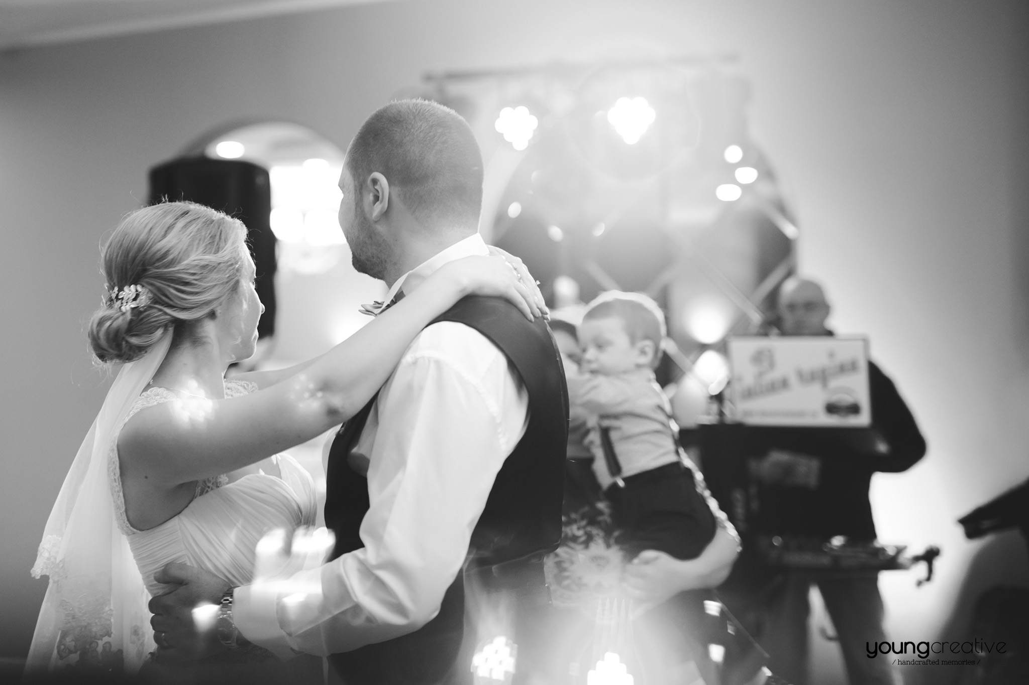 Iuliana & Cristian | youngcreative.info media © Dan Filipciuc, Cristina Bejan | fotografie nunta Roman