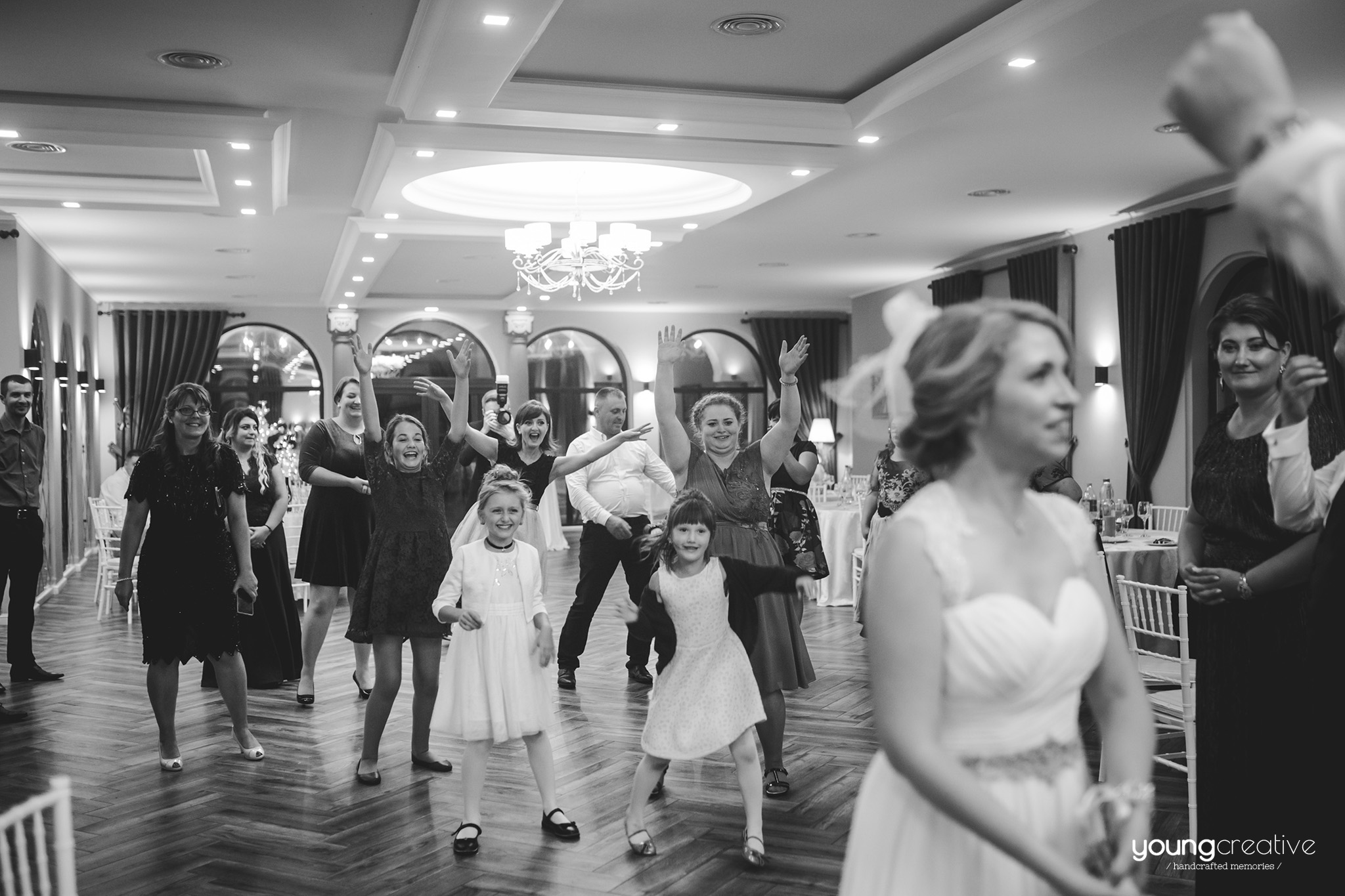 Iuliana & Cristian | youngcreative.info media © Dan Filipciuc, Cristina Bejan | fotografie nunta Roman