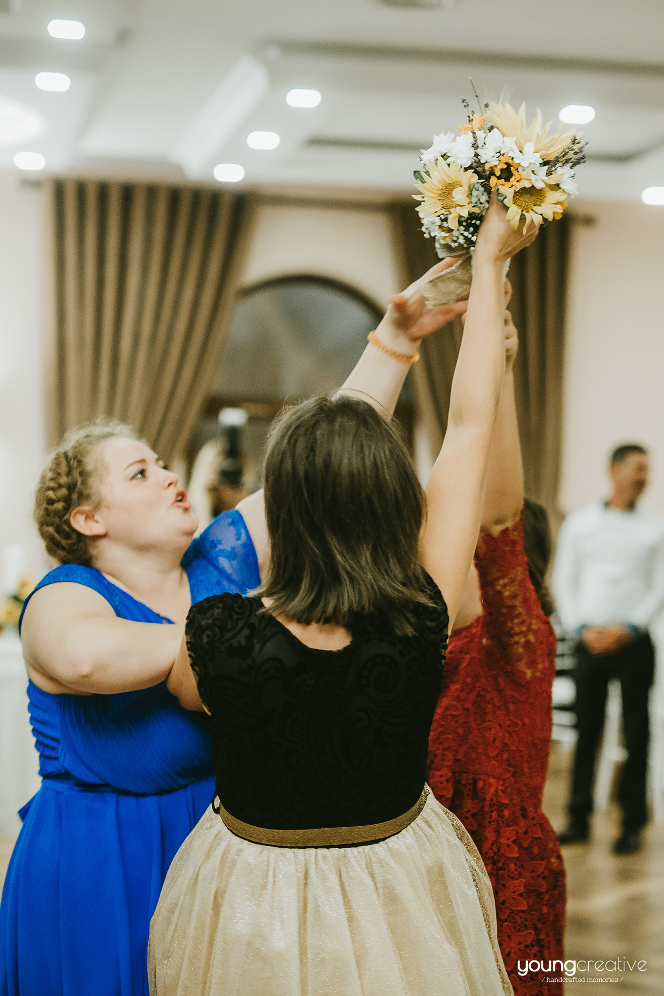 Iuliana & Cristian | youngcreative.info media © Dan Filipciuc, Cristina Bejan | fotografie nunta Roman