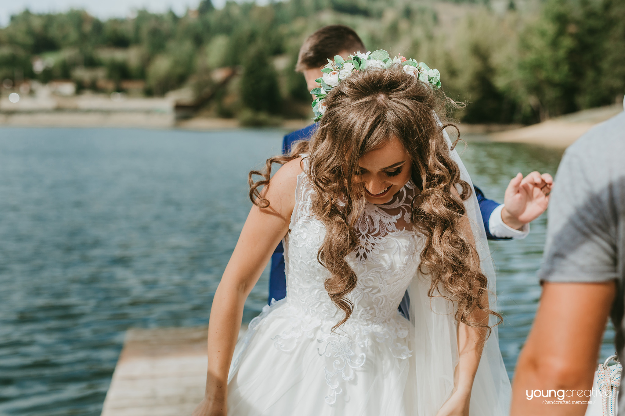 Maria & Teodor | youngcreative.info media © Dan Filipciuc, Cristina Bejan | Love The Dress