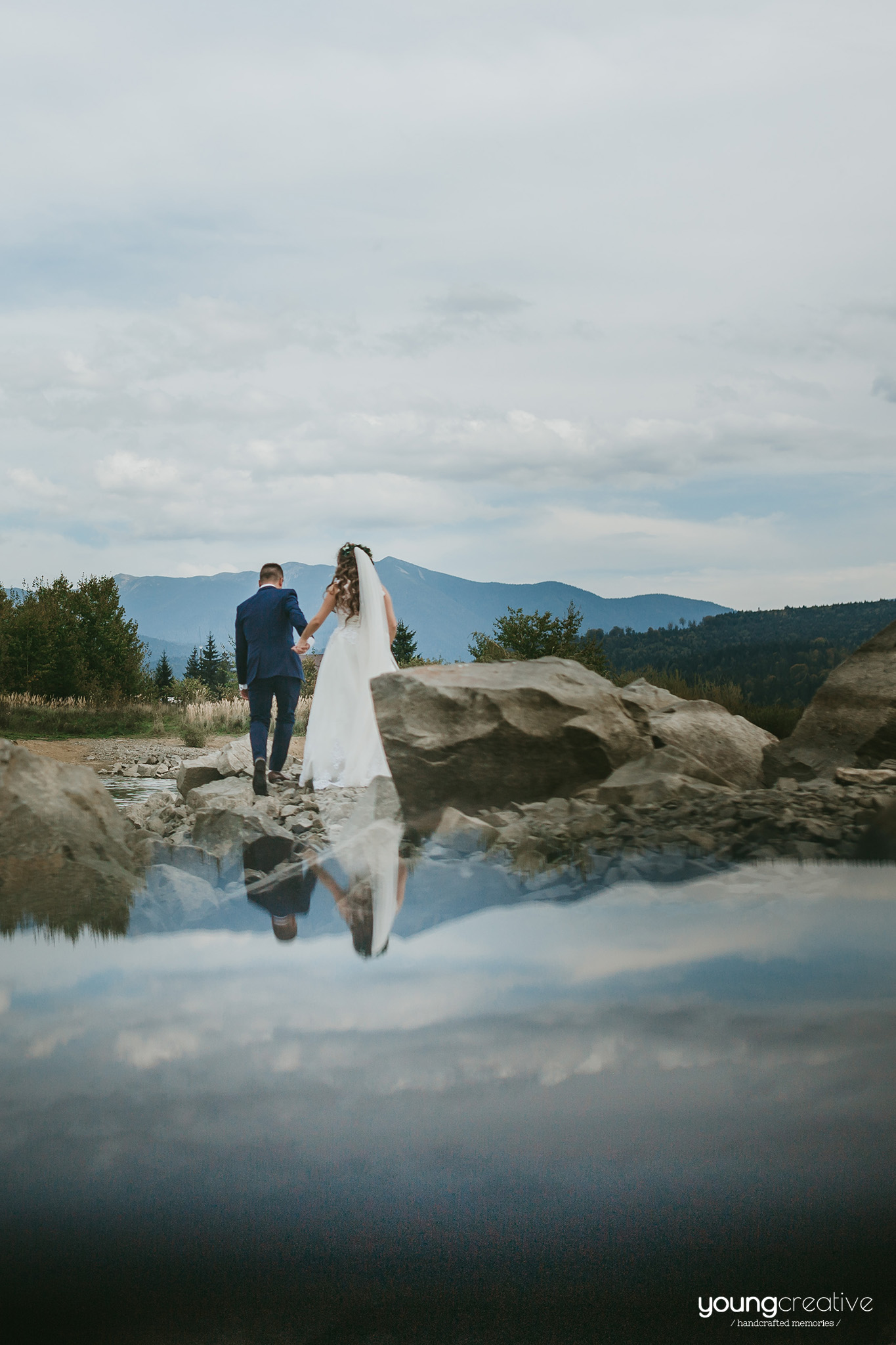 Maria & Teodor | youngcreative.info media © Dan Filipciuc, Cristina Bejan | Love The Dress