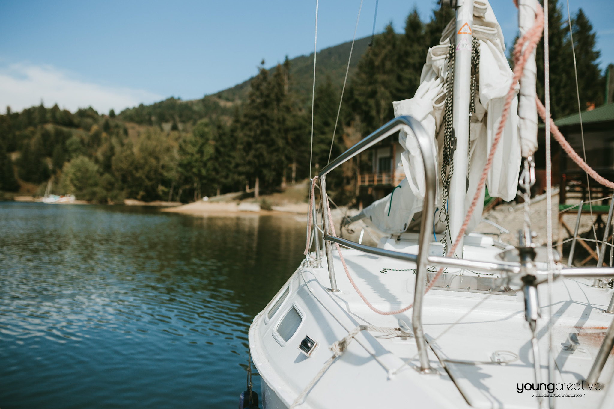 Maria & Teodor | youngcreative.info media © Dan Filipciuc, Cristina Bejan | Love The Dress