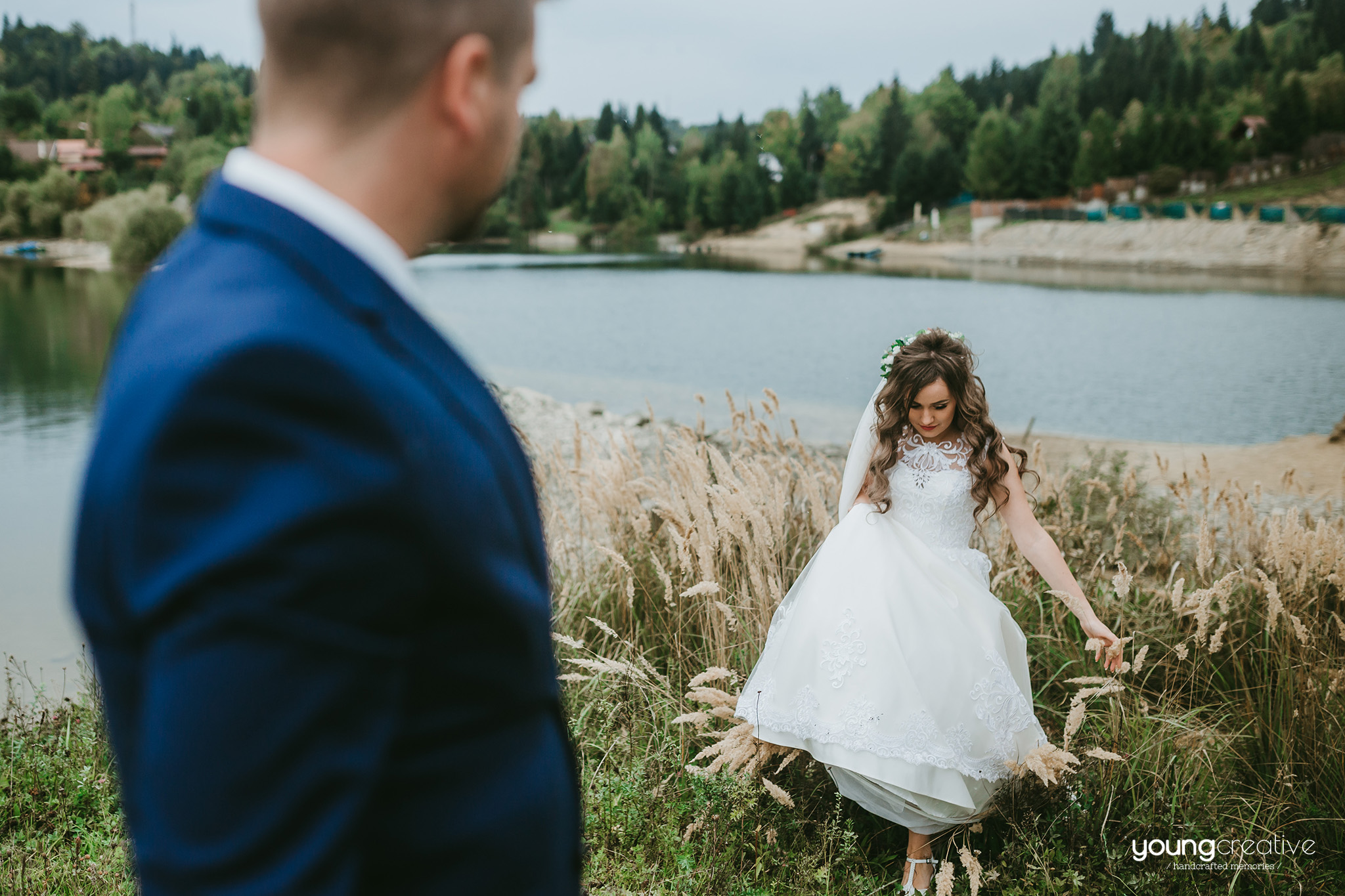 Maria & Teodor | youngcreative.info media © Dan Filipciuc, Cristina Bejan | Love The Dress