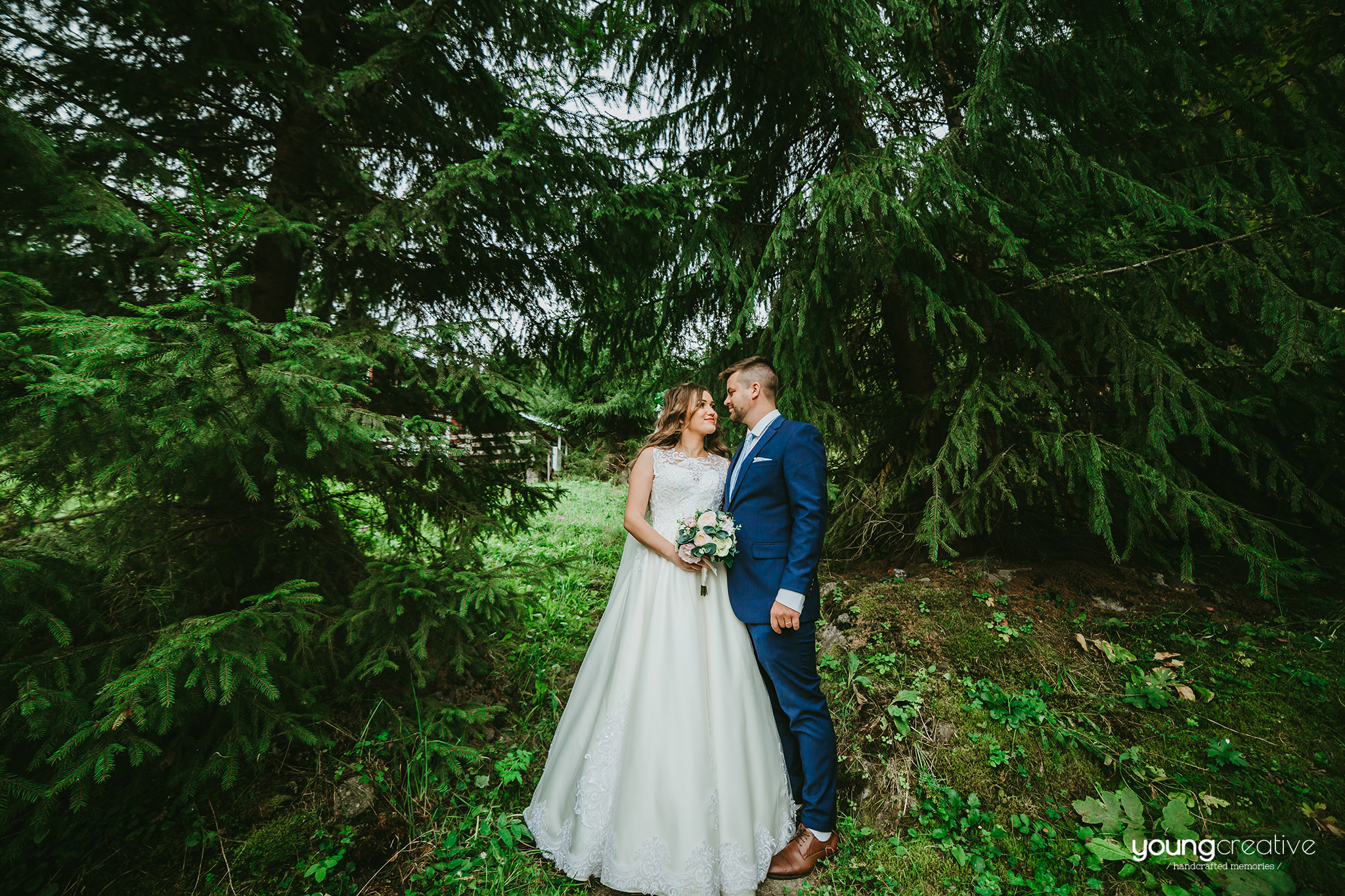 Maria & Teodor | youngcreative.info media © Dan Filipciuc, Cristina Bejan | Love The Dress