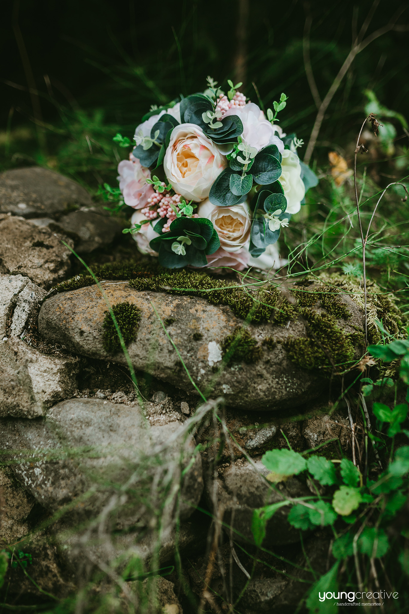 Maria & Teodor | youngcreative.info media © Dan Filipciuc, Cristina Bejan | Love The Dress