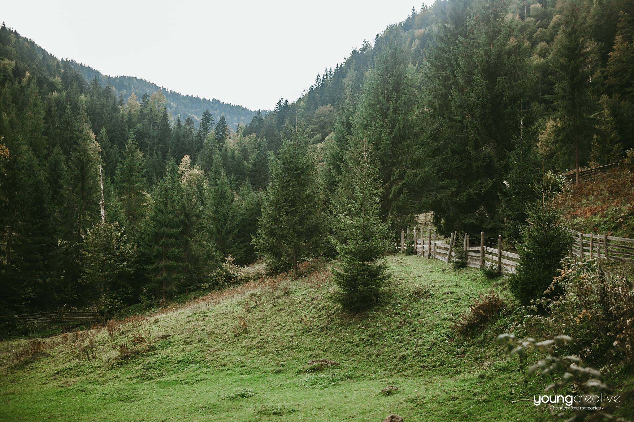 Maria & Teodor | youngcreative.info media © Dan Filipciuc, Cristina Bejan | Love The Dress