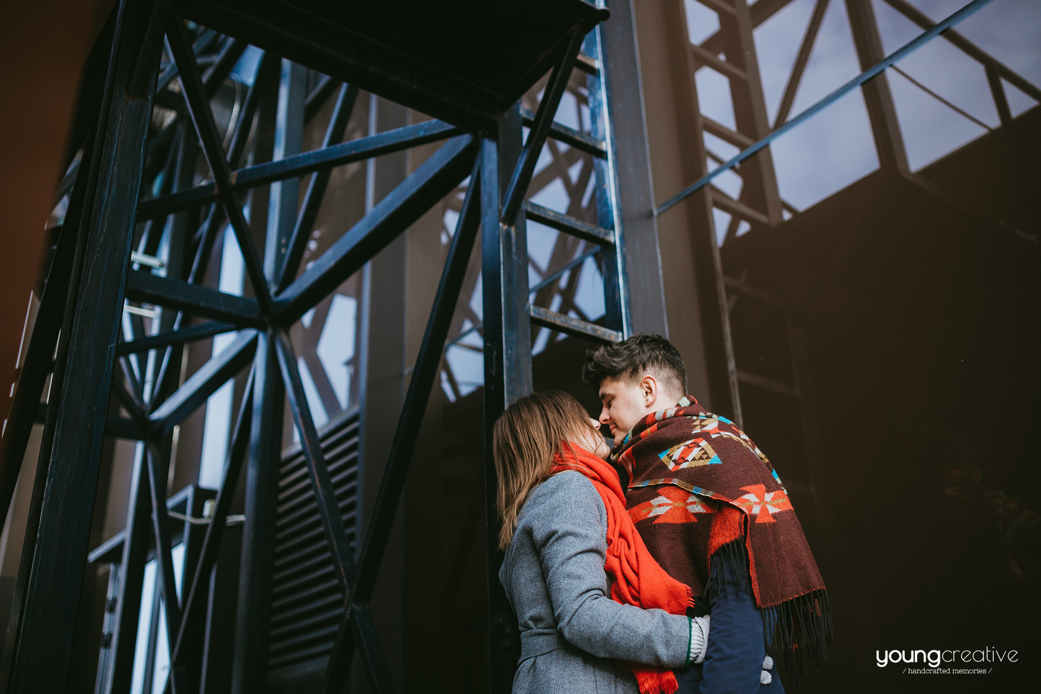 Elena & Marius | youngcreative.info media © Dan Filipciuc, Cristina Bejan | sedinta foto cuplu Iasi