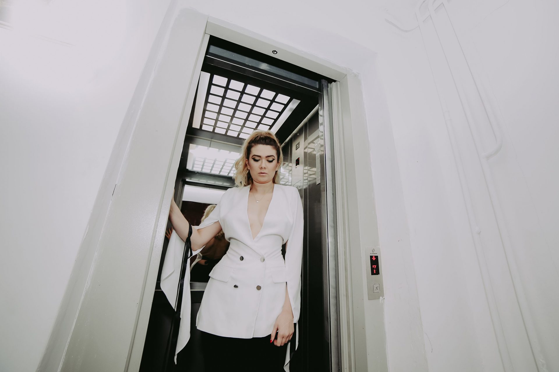 Travel with us | NYE 2019, Cluj | youngcreative.info media