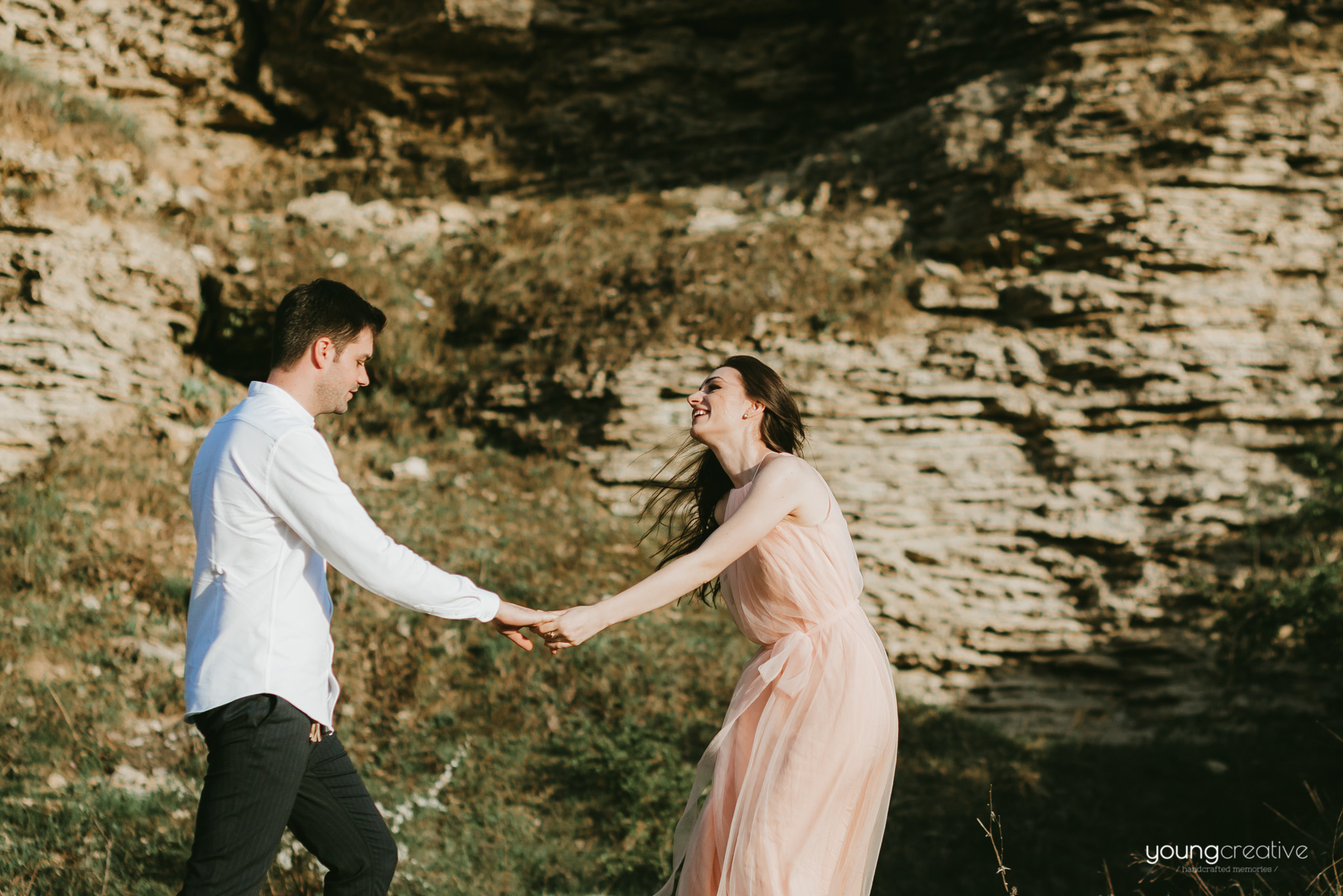 Daiana & Marius | youngcreative.info media © Dan Filipciuc, Cristina Bejan | save the date Iasi