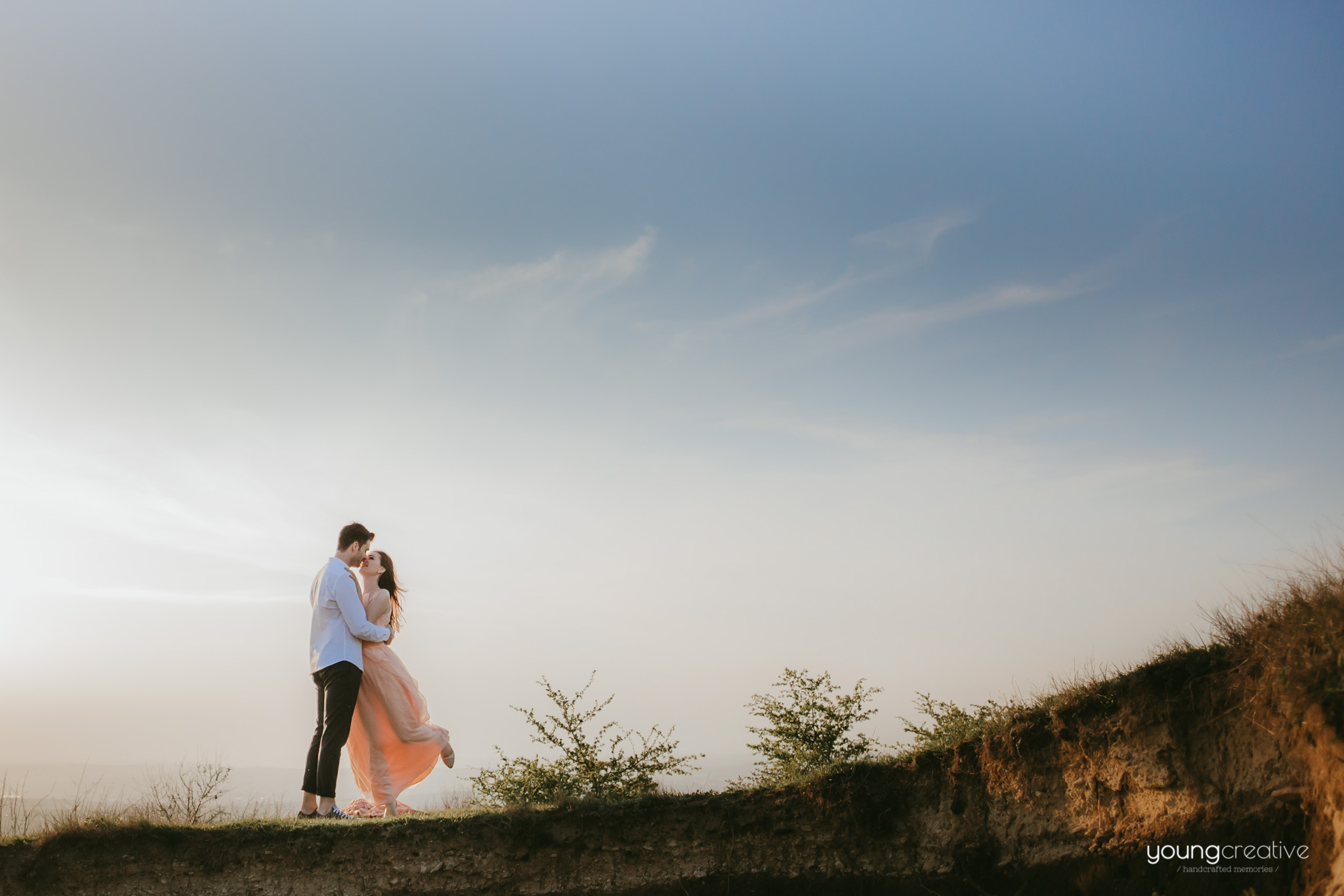 Daiana & Marius | youngcreative.info media © Dan Filipciuc, Cristina Bejan | save the date Iasi