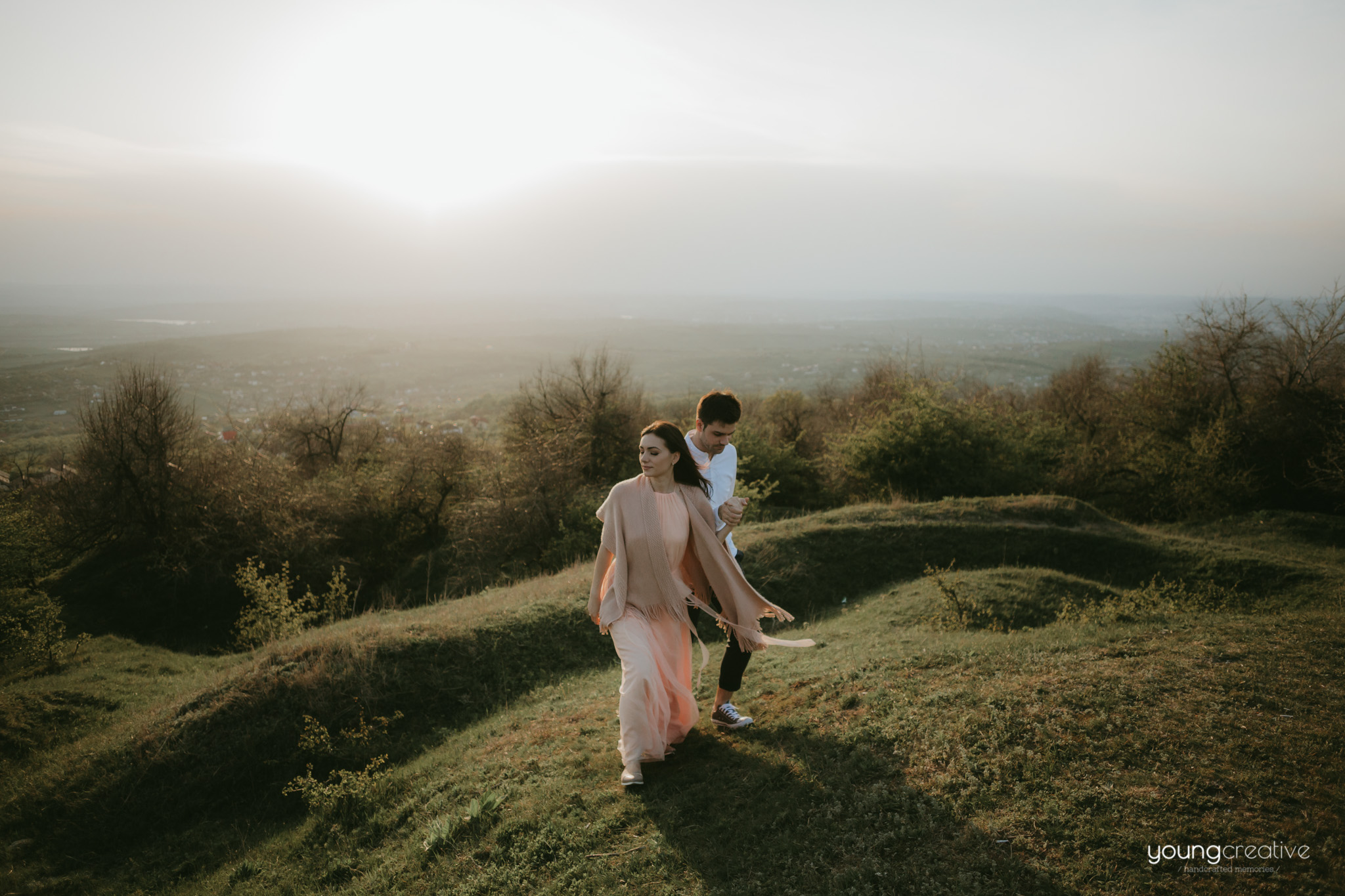 Daiana & Marius | youngcreative.info media © Dan Filipciuc, Cristina Bejan | save the date Iasi