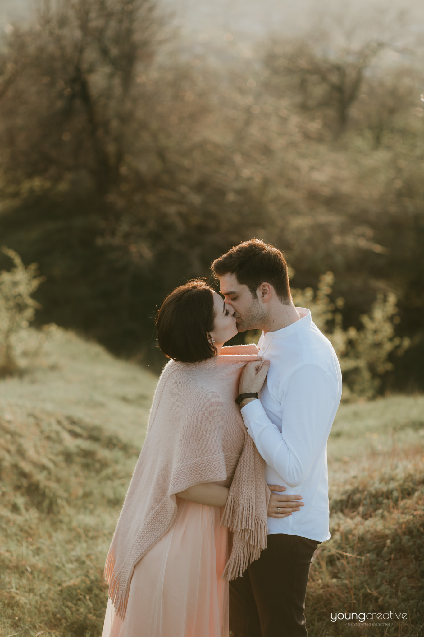 Daiana & Marius | youngcreative.info media © Dan Filipciuc, Cristina Bejan | save the date Iasi
