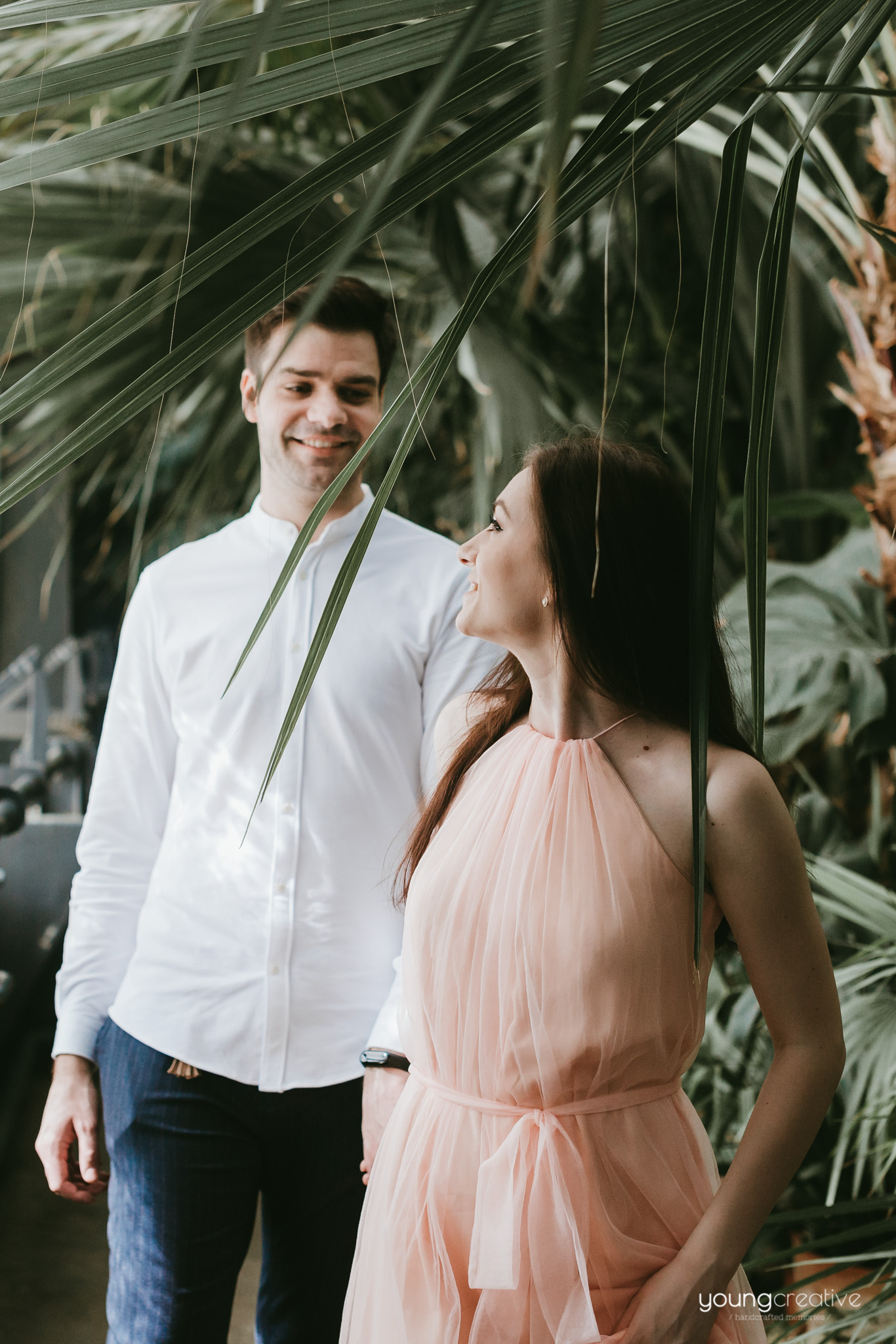 Daiana & Marius | youngcreative.info media © Dan Filipciuc, Cristina Bejan | save the date Iasi