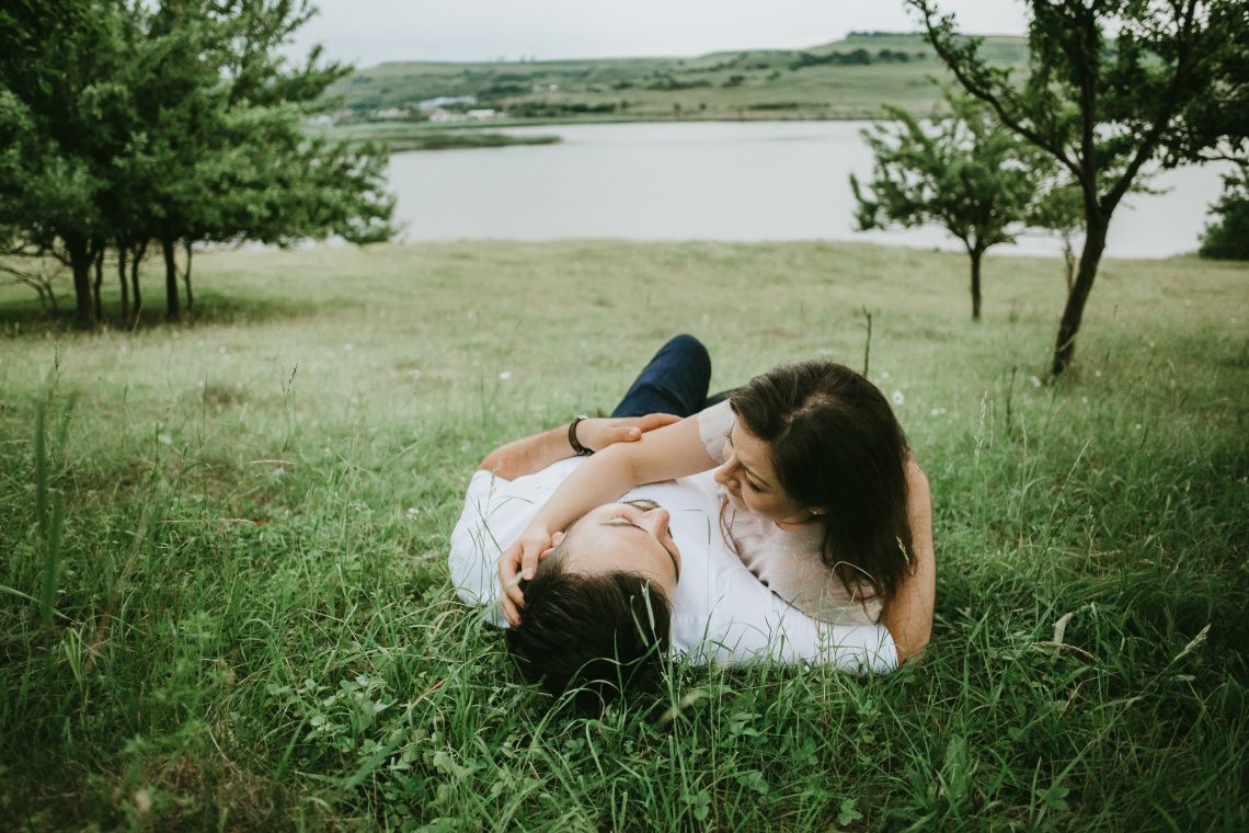 Iulia & Constantin | youngcreative.info media © Dan Filipciuc, Cristina Bejan | save the date Suceava