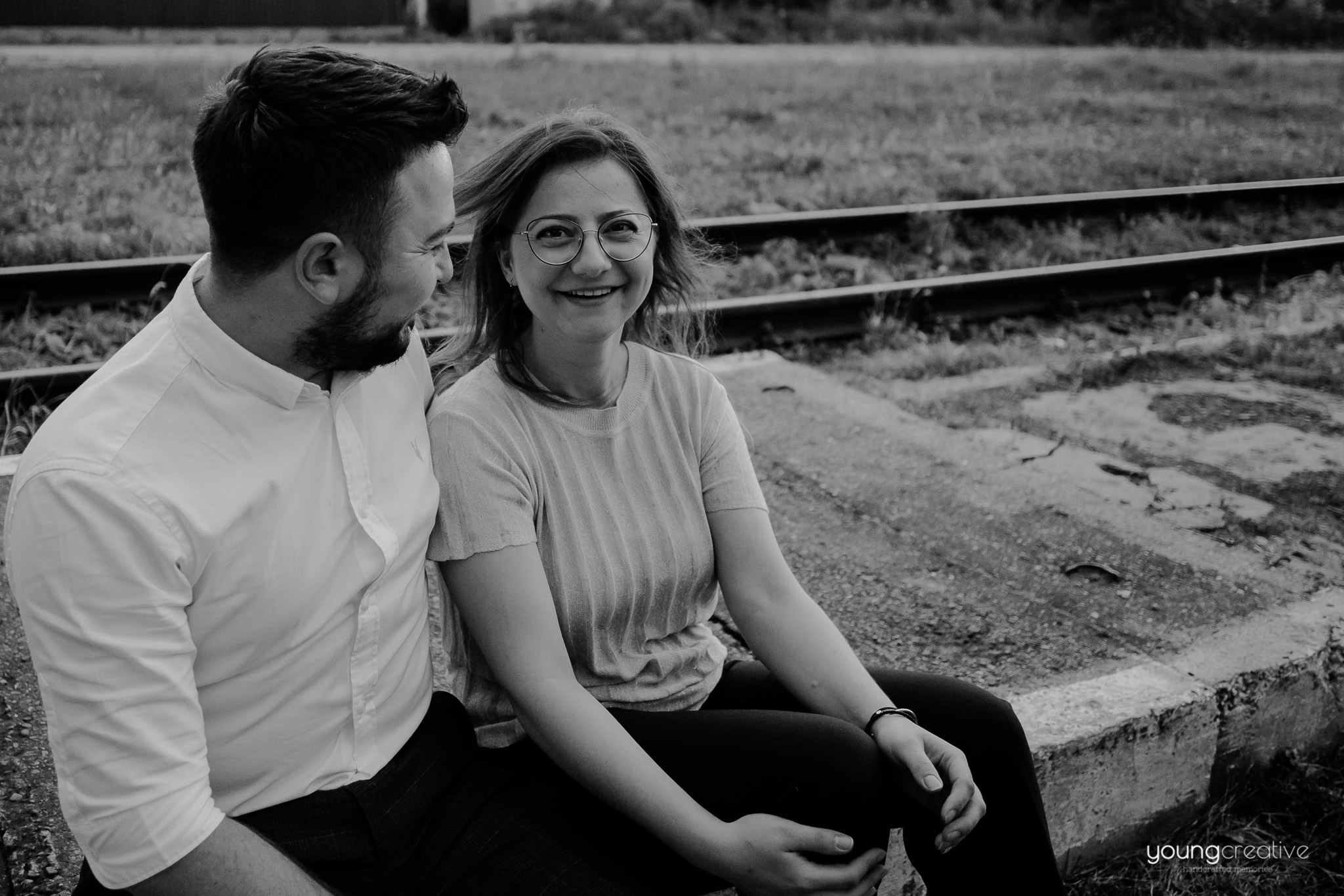 Iulia & Constantin | youngcreative.info media © Dan Filipciuc, Cristina Bejan | save the date Suceava