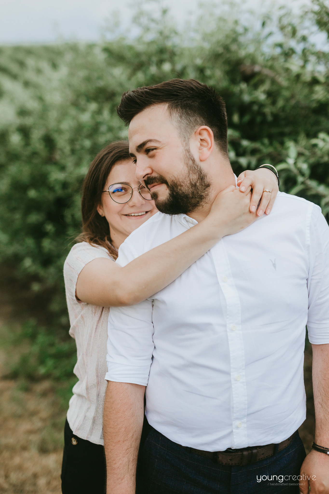 Iulia & Constantin | youngcreative.info media © Dan Filipciuc, Cristina Bejan | save the date Suceava