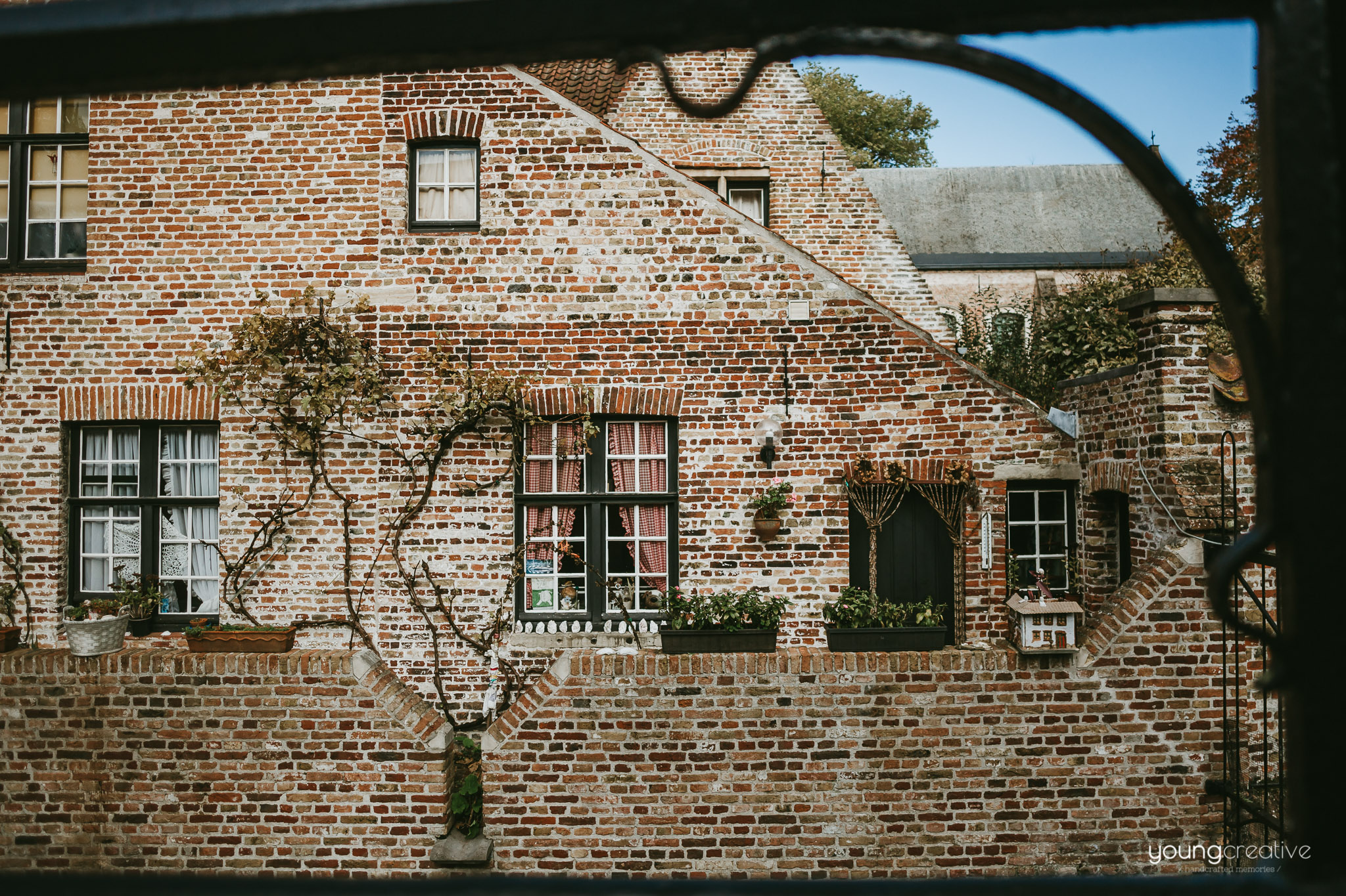 Travel with us @ Belgium | European wedding photographers, based in Romania with availability for destination stories worldwide | youngcreative.info