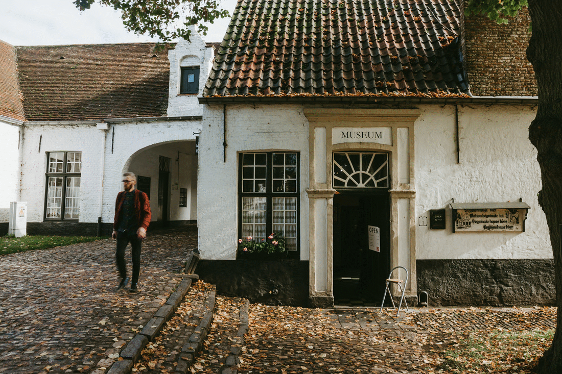 Travel with us @ Belgium | European wedding photographers, based in Romania with availability for destination stories worldwide | youngcreative.info