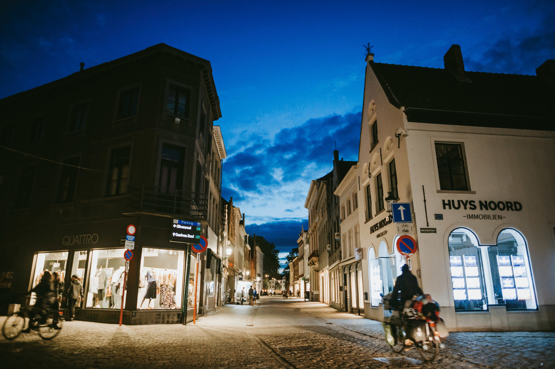 Travel with us @ Belgium | European wedding photographers, based in Romania with availability for destination stories worldwide | youngcreative.info