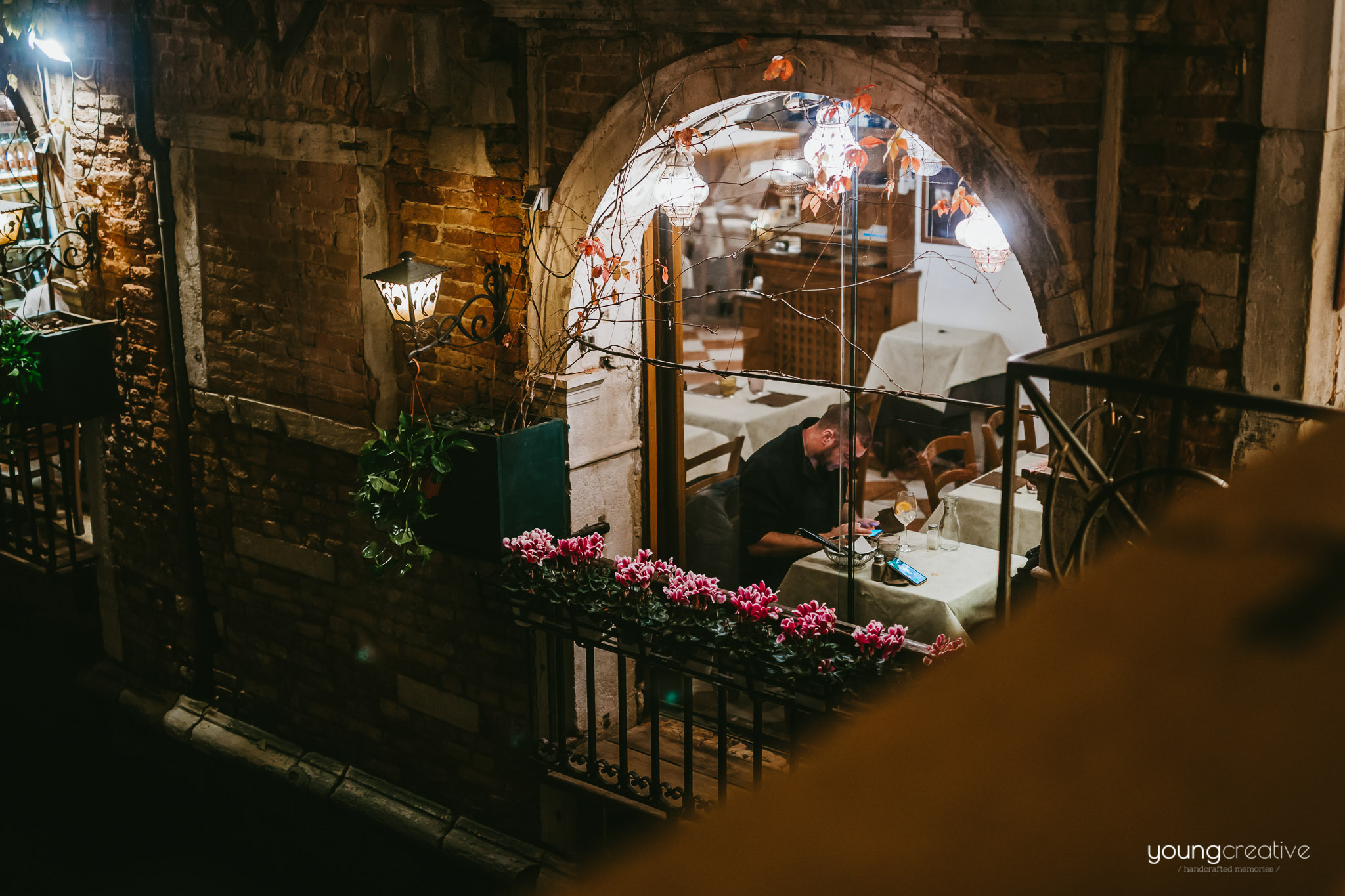 Travel with us @ Venice | European wedding photographers, based in Romania with availability for destination stories worldwide | youngcreative.info