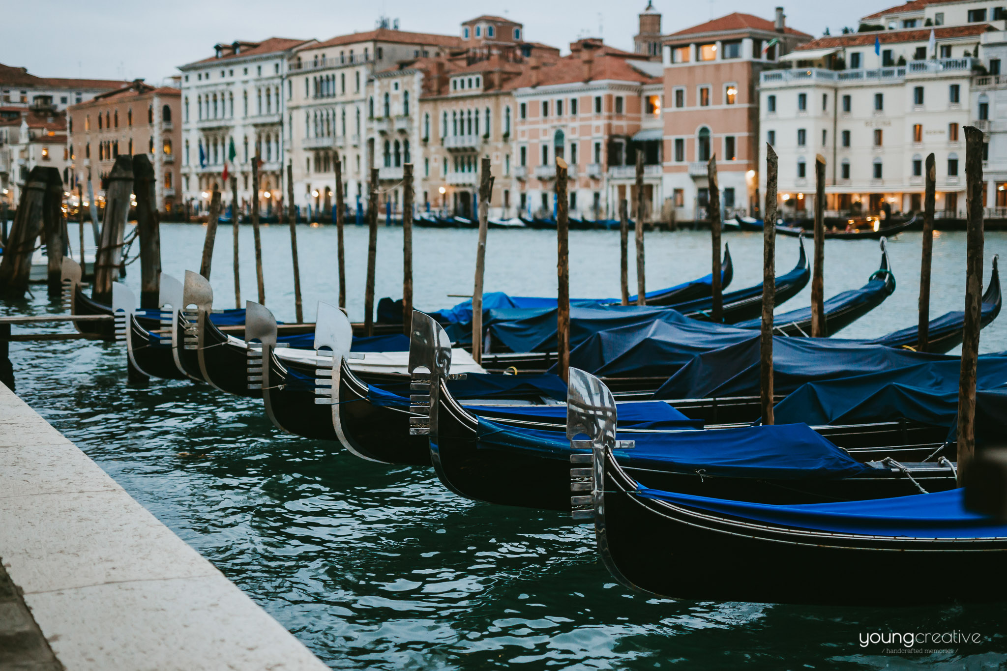 Travel with us @ Venice | European wedding photographers, based in Romania with availability for destination stories worldwide | youngcreative.info