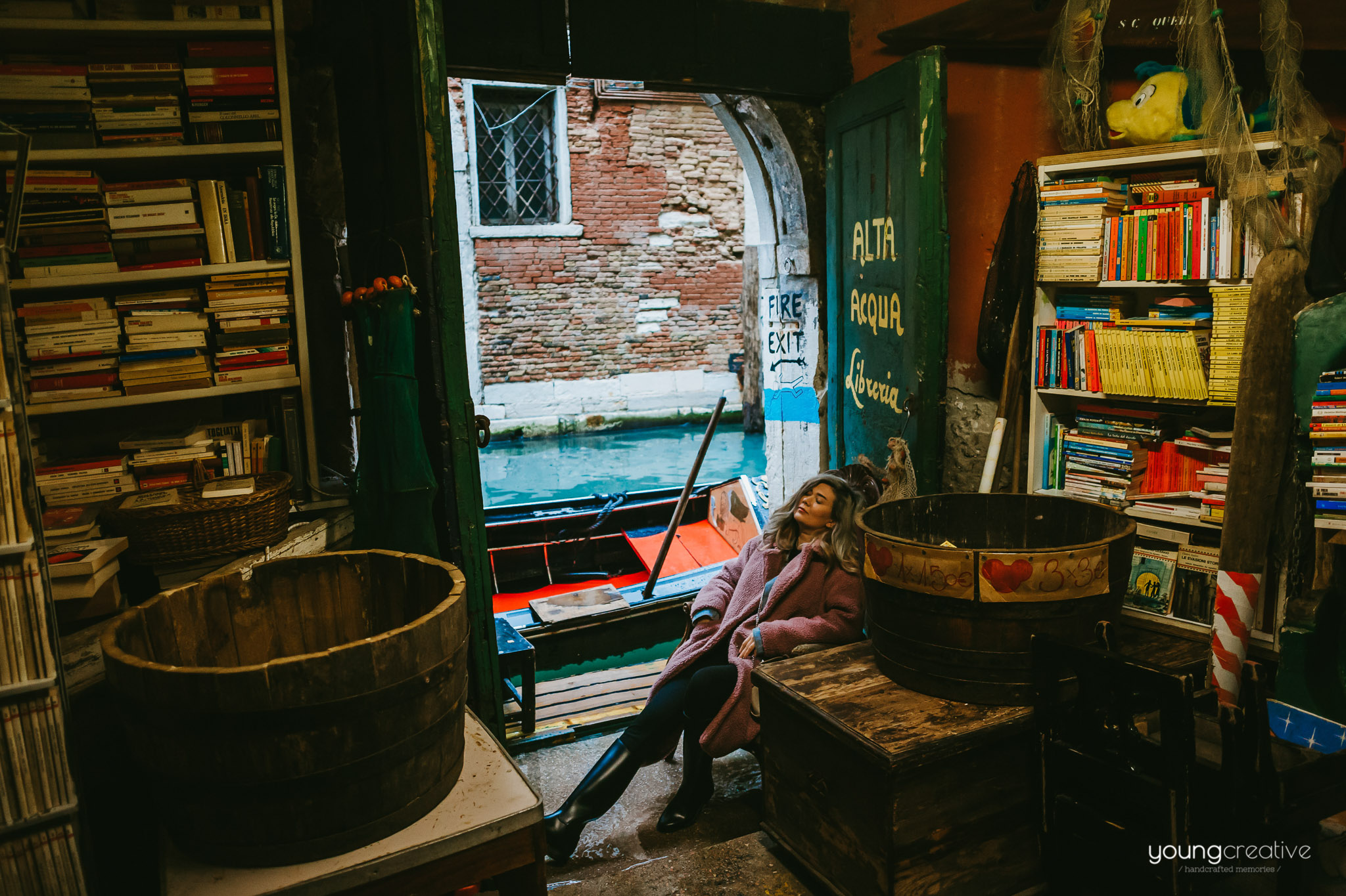 Travel with us @ Venice | European wedding photographers, based in Romania with availability for destination stories worldwide | youngcreative.info