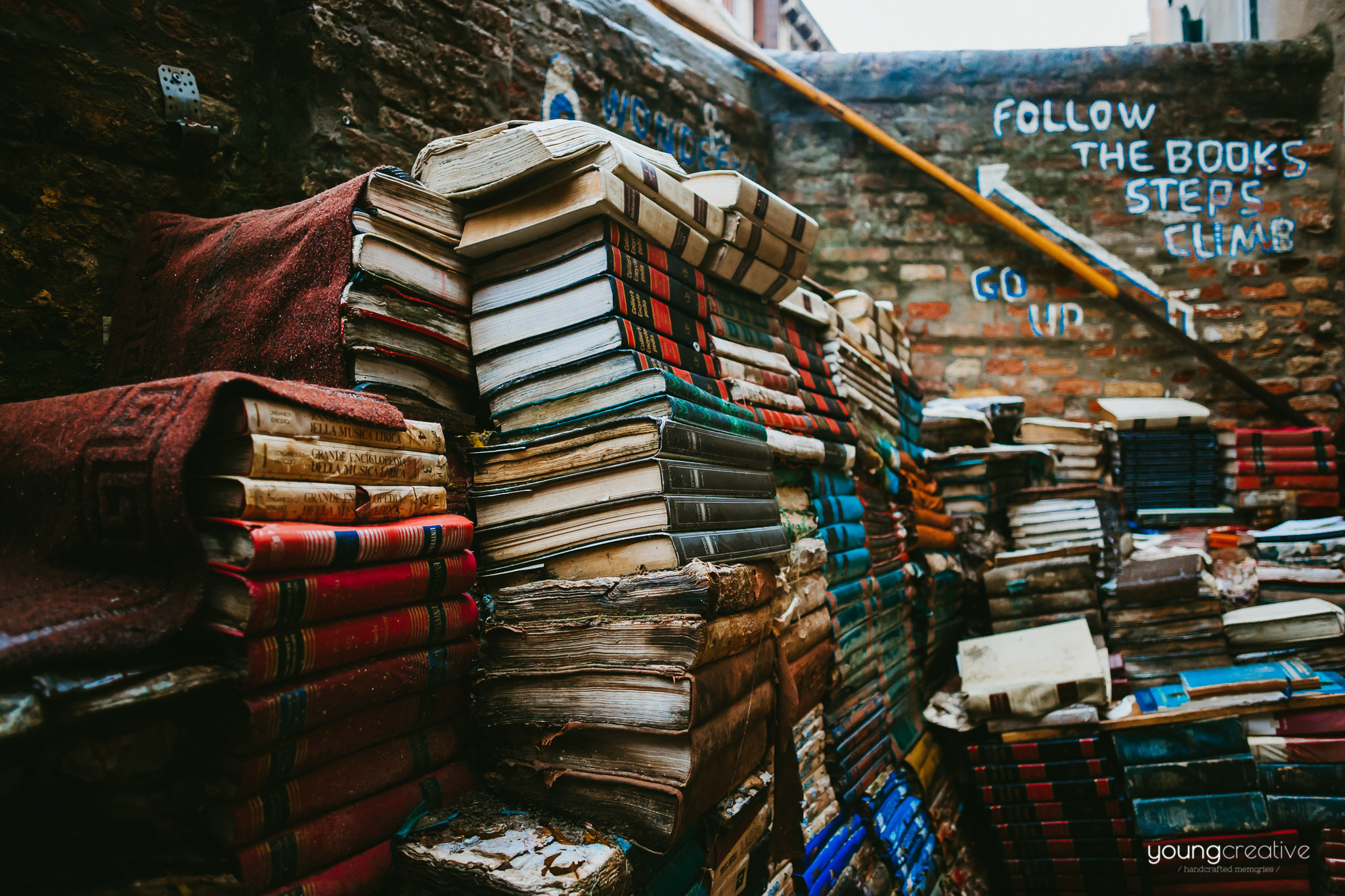 Travel with us @ Venice | European wedding photographers, based in Romania with availability for destination stories worldwide | youngcreative.info